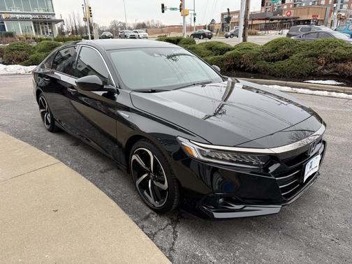 2022 Honda Accord Hybrid Sport