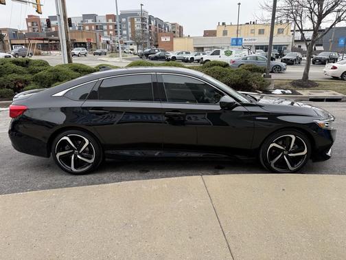 2022 Honda Accord Hybrid Sport