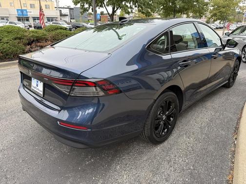 2025 Honda Accord Sport SE 1.5T