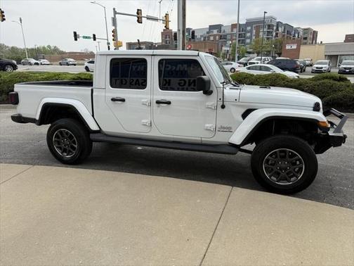2021 Jeep Gladiator Overland