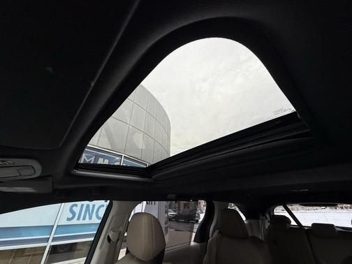 2021 Toyota Sienna XLE 7 Passenger