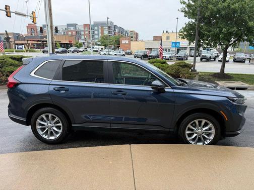 sparkle silver metallic 2024 Honda CR-V EX-L AWD