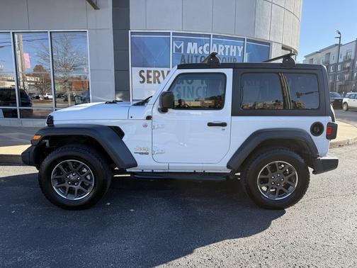 2020 Jeep Wrangler Sport