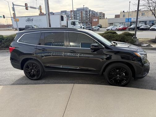 2022 Honda Pilot AWD Special Edition