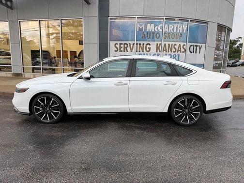 Platinum White 2023 Honda Accord Hybrid Touring