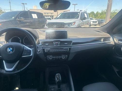 Glacier Silver Metallic 2021 BMW X2 xDrive28i