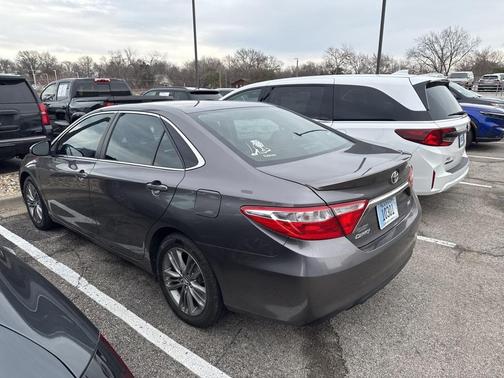 2016 Toyota Camry SE