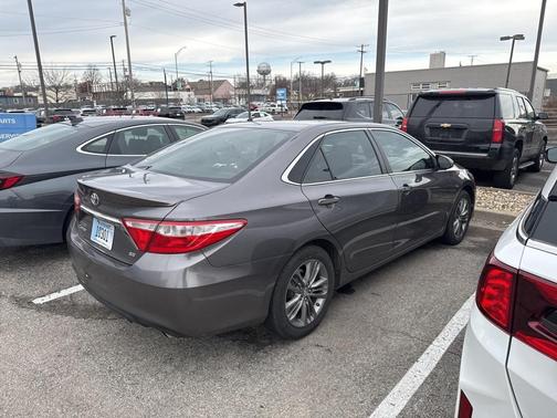 2016 Toyota Camry SE