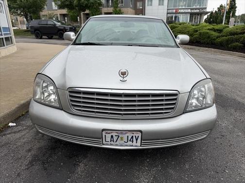 2004 Cadillac DeVille Base