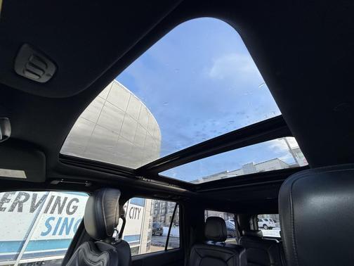 2019 Lincoln Navigator L Select