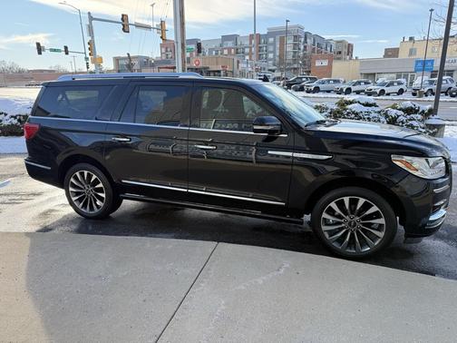 2019 Lincoln Navigator L Select