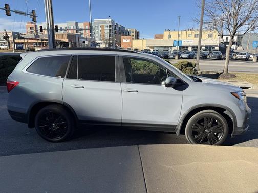 2022 Honda Pilot AWD Special Edition