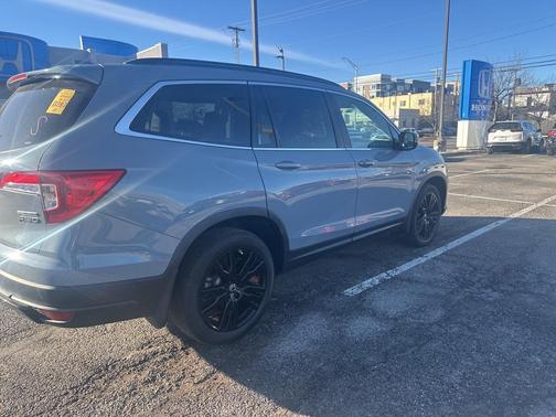 2022 Honda Pilot AWD Special Edition