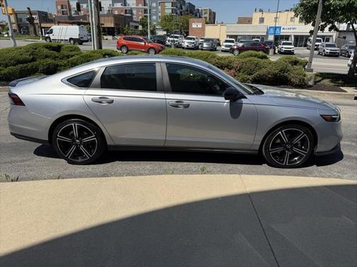 2025 Honda Accord Hybrid Base