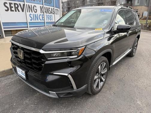 2023 Honda Pilot AWD Elite