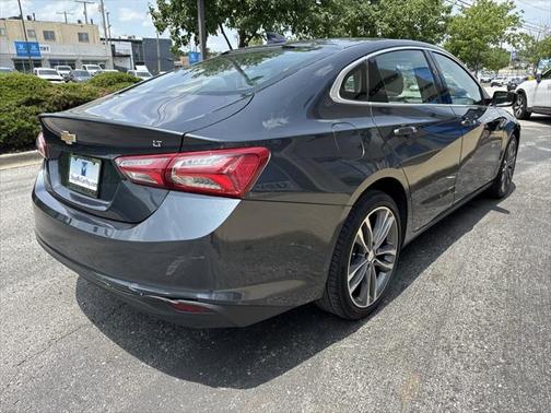 2021 Chevrolet Malibu FWD LT