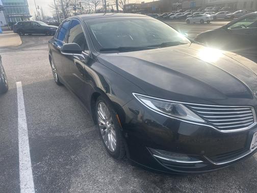 2015 Lincoln MKZ Base
