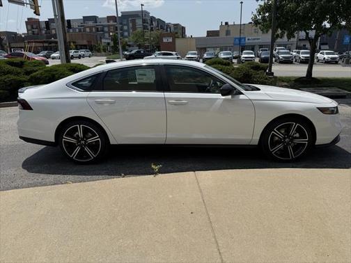 2025 Honda Accord Hybrid Base