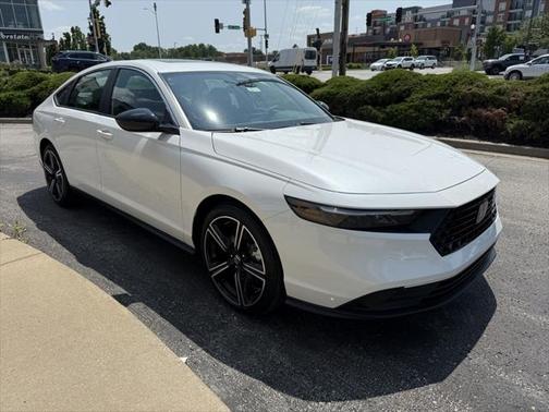 2025 Honda Accord Hybrid Base
