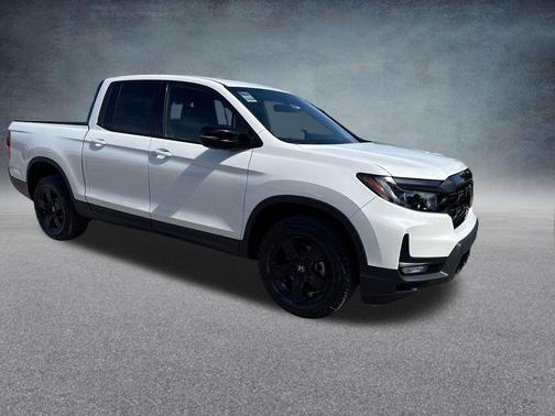 Platinum White Pearl 2026 Honda Ridgeline Black