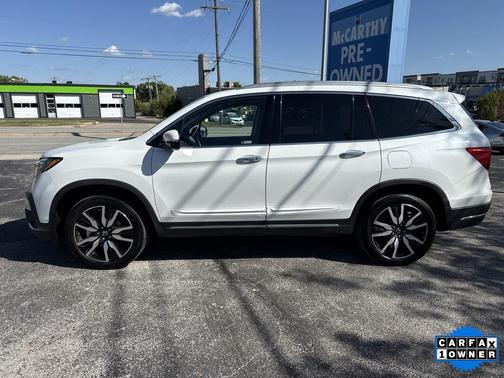 2022 Honda Pilot Touring 8-Passenger