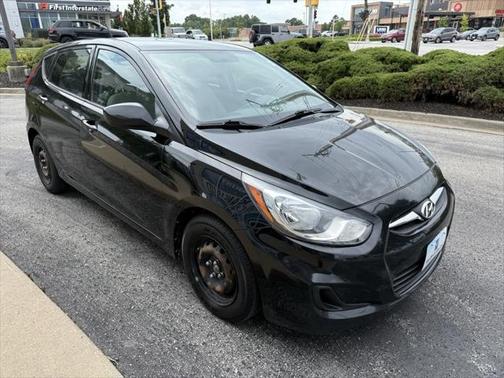 2013 Hyundai Accent GS