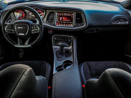 2022 Dodge Challenger SRT Hellcat