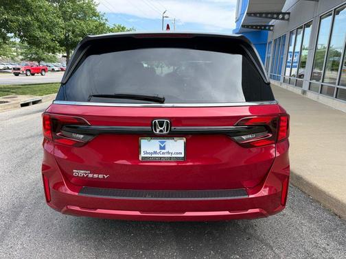 Radiant Red 2026 Honda Odyssey EX-L