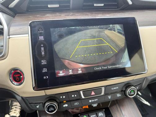 Maroon 2021 Honda Clarity Plug-In Hybrid Base