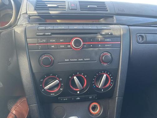 2008 Mazda Mazda3 i Touring Value