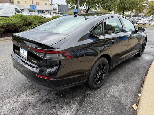 2025 Honda Accord Sport SE 1.5T