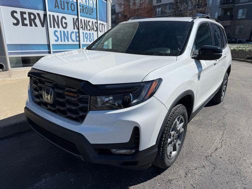2023 Honda Passport AWD TrailSport