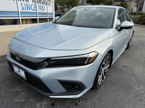 2022 Honda Civic Touring