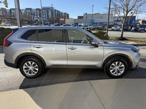 2025 Honda CR-V LX 2WD