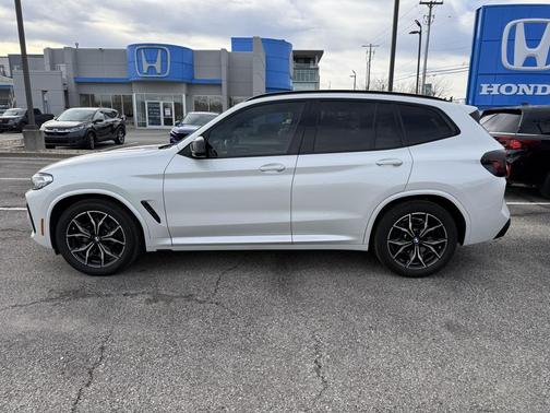 2023 BMW X3 M40i