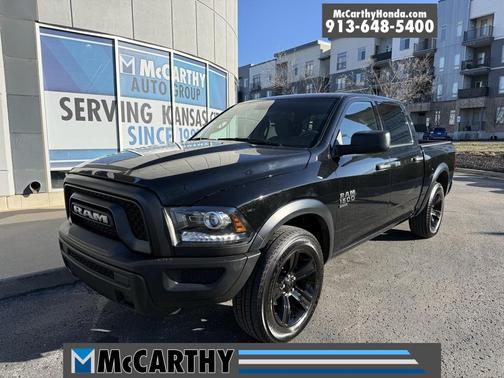 2024 RAM 1500 Classic Warlock Crew Cab 4x2 5'7' Box