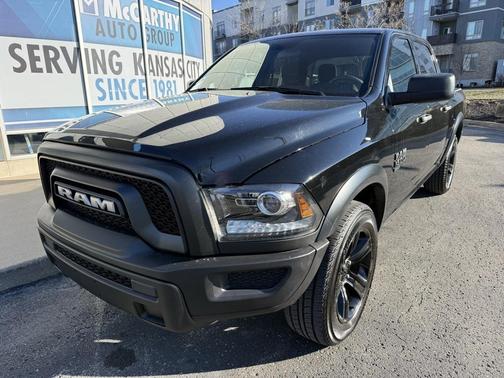 2024 RAM 1500 Classic Warlock Crew Cab 4x2 5'7' Box