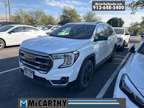 2024 GMC Terrain AWD AT4