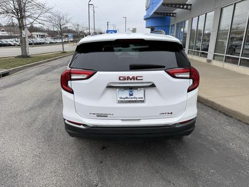 2024 GMC Terrain AWD AT4