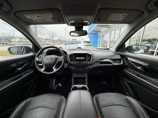 2024 GMC Terrain AWD AT4