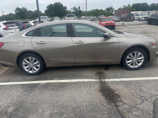 Mineral Gray Metallic 2023 Chevrolet Malibu FWD 1LT