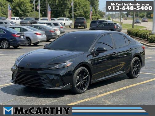 Midnight Black Metallic 2025 Toyota Camry SE