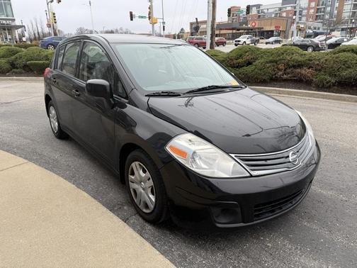 2011 Nissan Versa 1.8 S