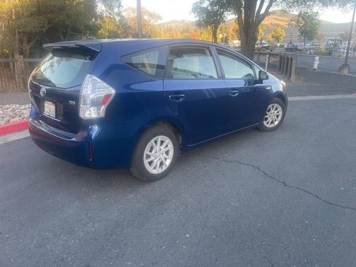 2013 Toyota Prius v Three