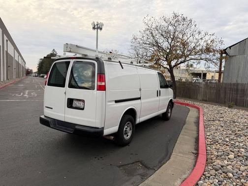 2018 Chevrolet Express 2500 Work Van