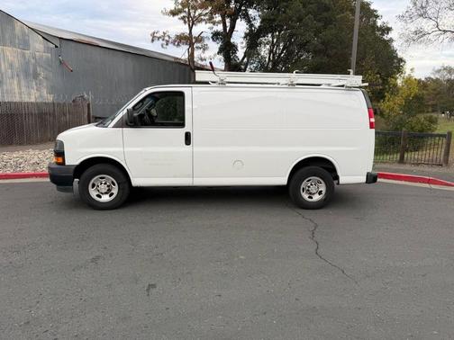 2018 Chevrolet Express 2500 Work Van