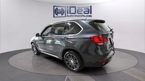 Space Gray Metallic 2016 BMW X5 xDrive35i