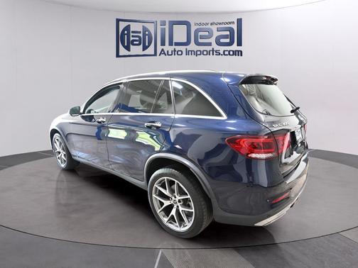 Lunar Blue Metallic 2021 Mercedes-Benz GLC 300 4MATIC