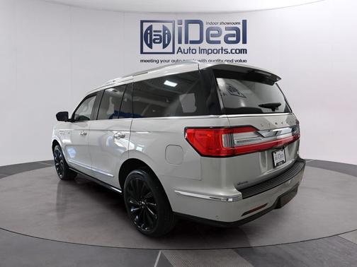 Ceramic Pearl 2021 Lincoln Navigator Reserve