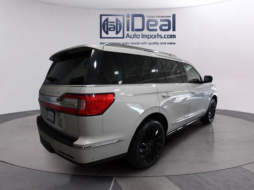 Ceramic Pearl 2021 Lincoln Navigator Reserve